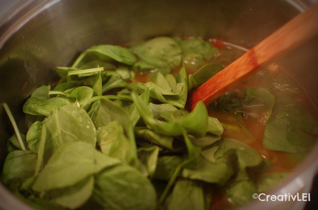 add_spinach-to_the_soup
