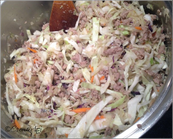 Mix in bagged coleslaw mix to cut down prep time for low-carb trim healthy mama eggroll in a bowl. CreativLEI.com